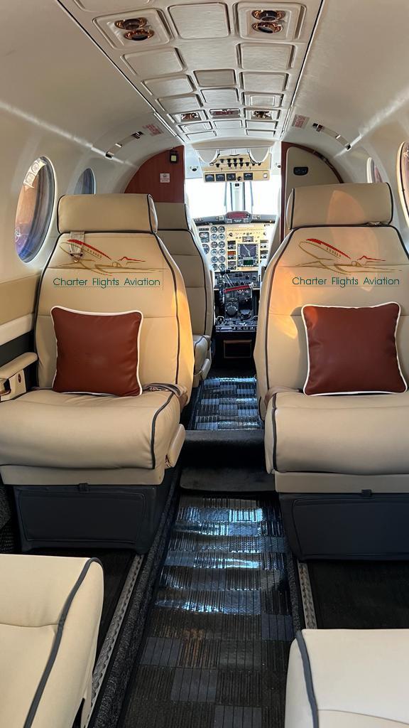 vt-upa-king-air-300-seat